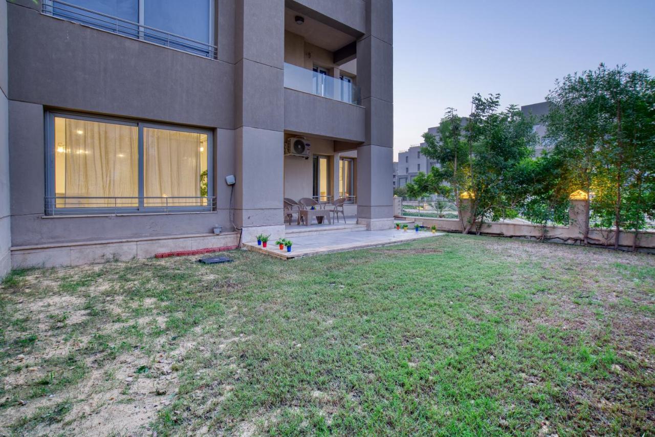 The Suites Near Auc By Elegant Cairo Exterior photo